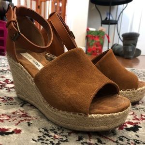 Steve Madden Wedge sandals